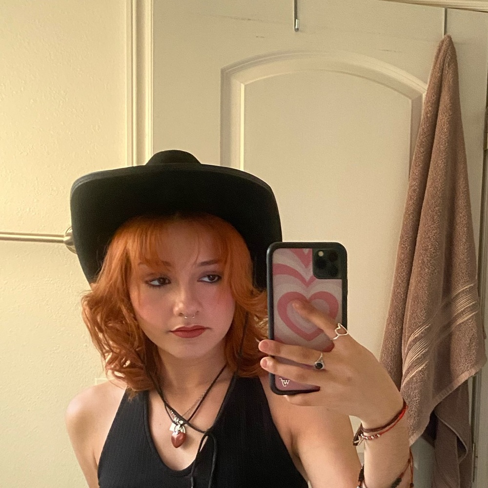 Meet your Posher, Katya